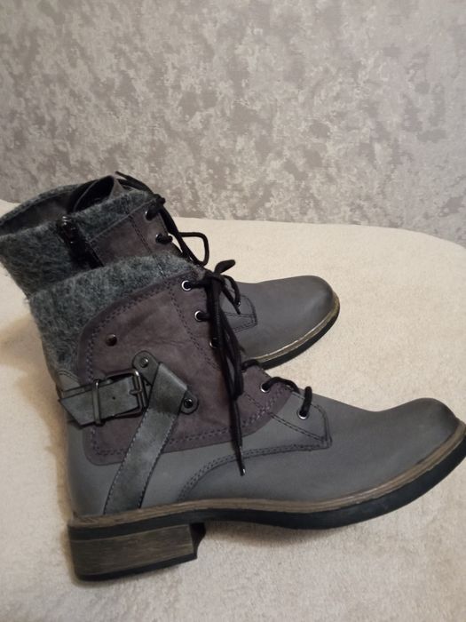 Ботінки 39р,,Tamaris,,