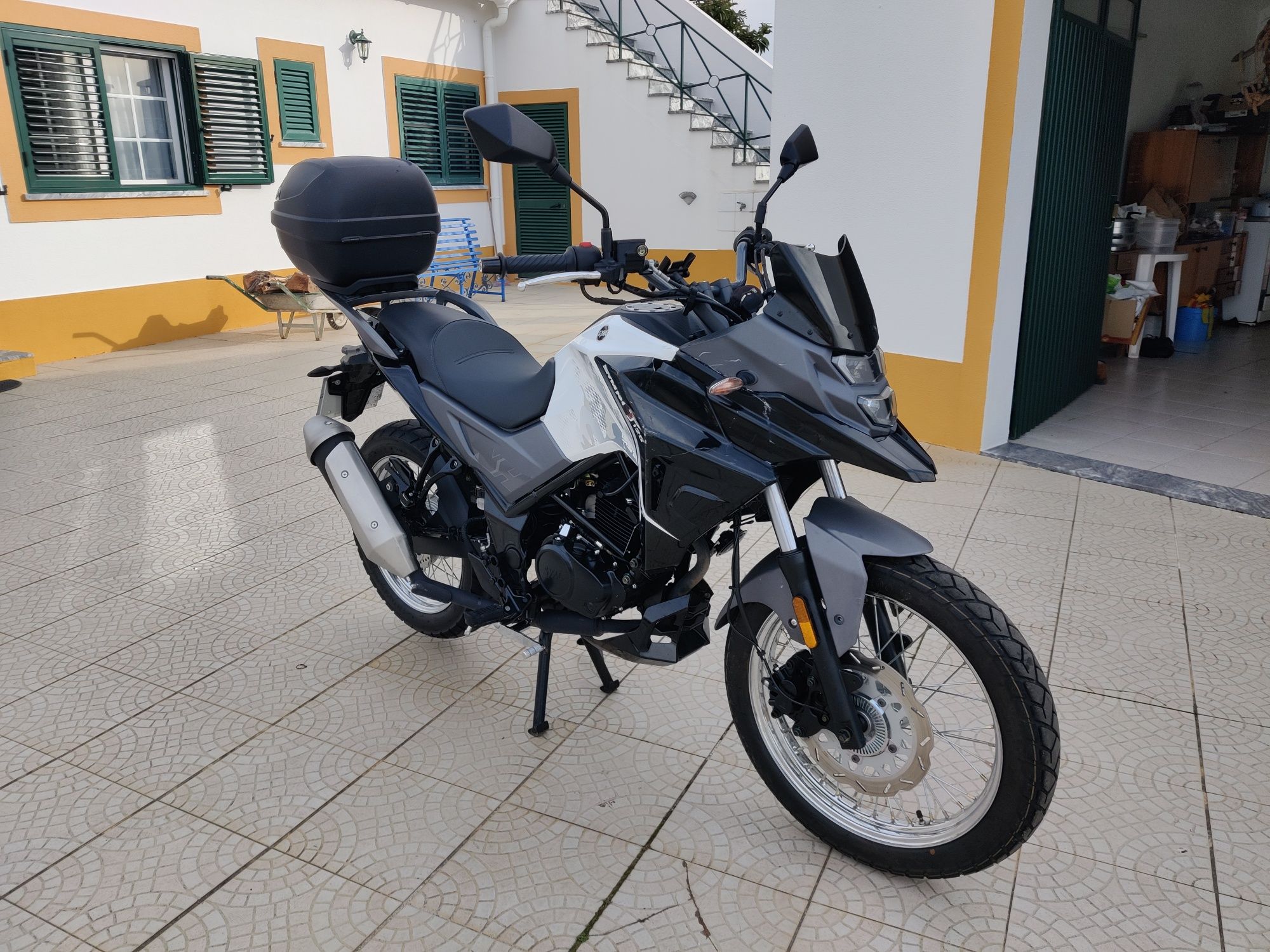 SYM NHT125 com poucos kilometros