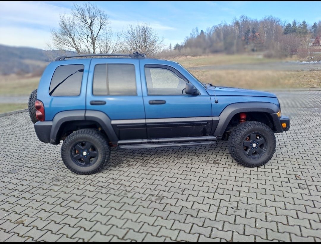 JEEP Cherokee/Lliberty KJ 4X4 *lpg