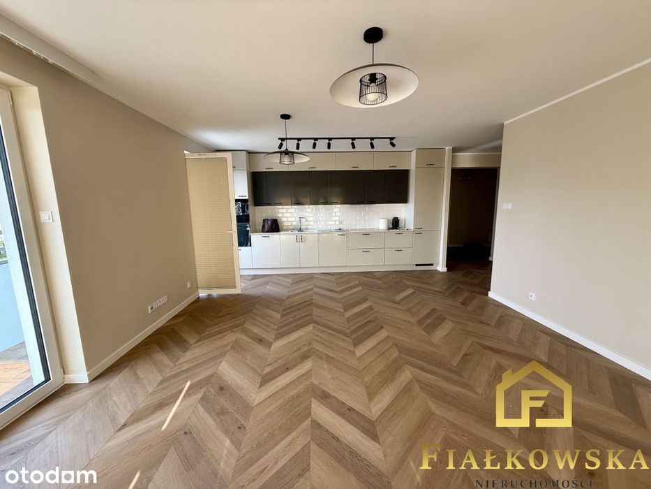 Nowe klimatyzowane 3 pokojowe mieszkanie z tarasem