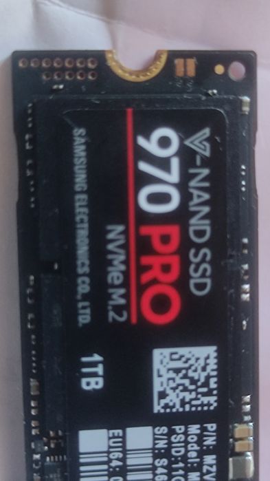 SSD Samsung 970 Pro 1TB (MLC 2bit) - Здоровье 100%! Пробег всего 369Гб