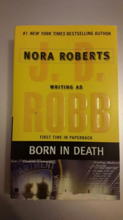 Born in death Nora Roberts j.angielski