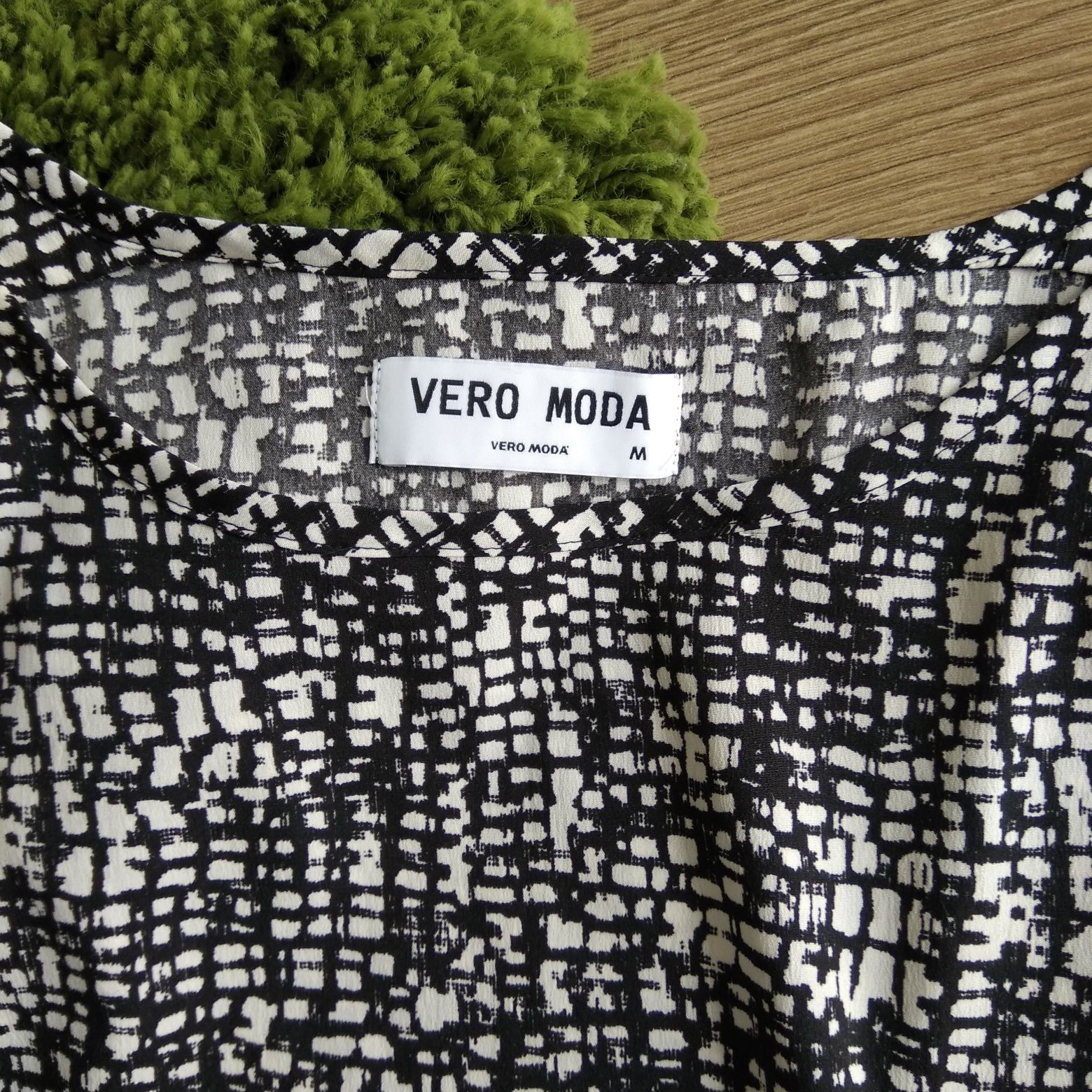 Bluzka Vero Moda M 38 bez rękawów koronka