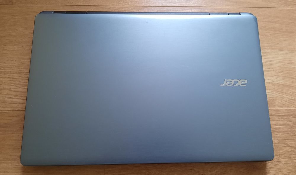 Laptop Acer Aspire e5-571 Intel i3 Windows 10 4gb ram 500gb hd