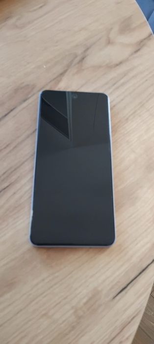 Sprzedam smartfon Realme 12 5g