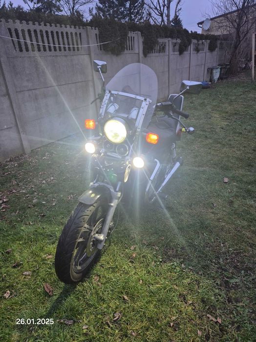 Hondę Shadow. Honda Shadow 700 85r