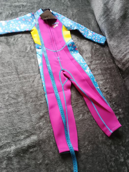 Kombinezon neoprenowy pełny pianka 4 - 6 lat