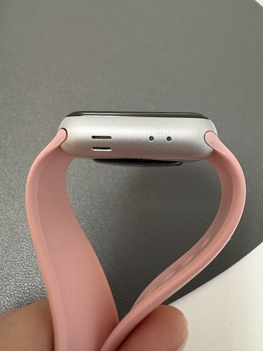 Apple Watch Series 3 38 мм — чудовий стан!