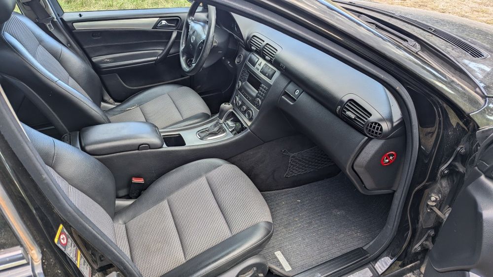 Mercedes w203 c220