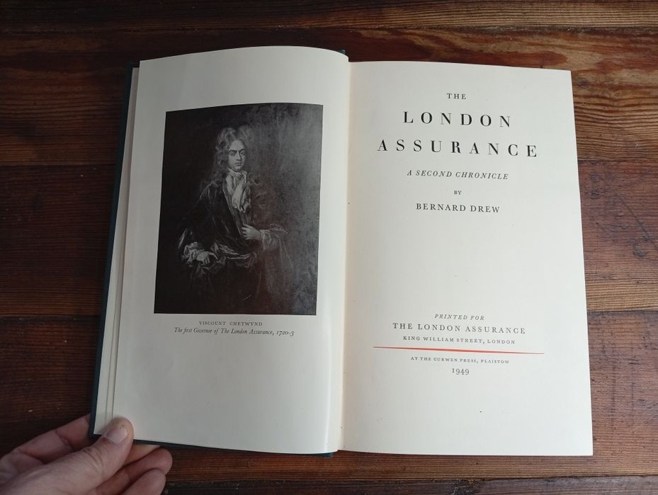 Livro "The London Assurance: A Second Chronicle"