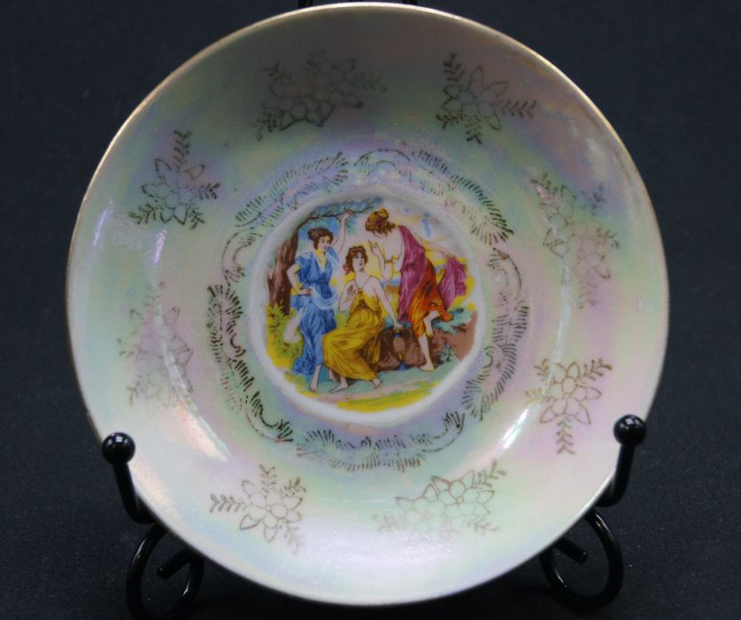 Porcelana filiżanka bogato zdobiona 190ml