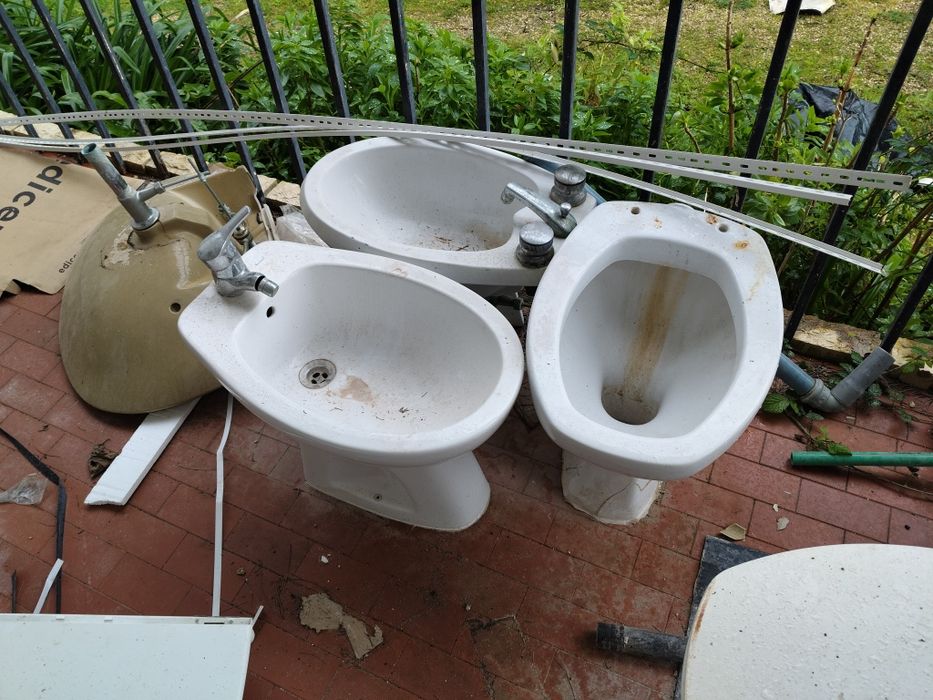 Loiças de Casa de Banho