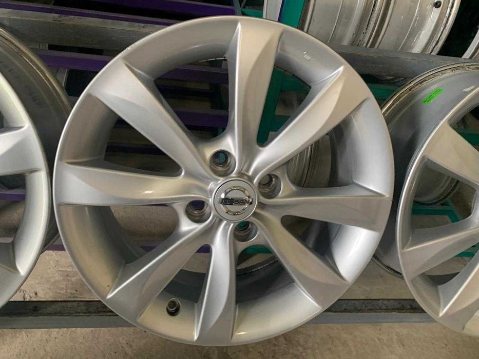 Диски Nissan 4/100 R16 6J ET45.