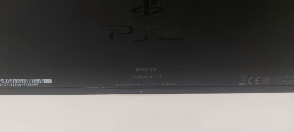PS4 500gb + 2 геймпада