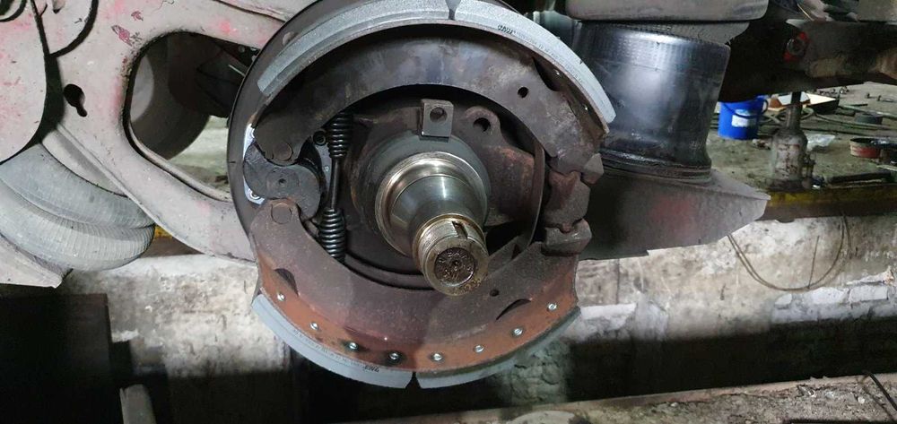 СТО TIR, Ремонт тягачів та напівпричепів. Ремонт ходової напівпричепів