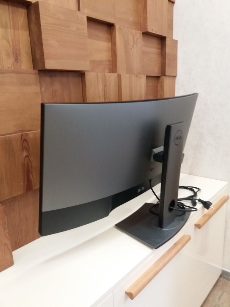 Монітор DELL робочий