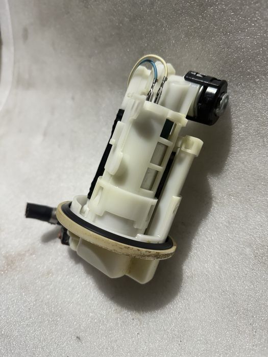 Pompa Paliwa OEM komplet Yamaha YZ250F 17-23 YZ450F 18-22 WRF 17-19