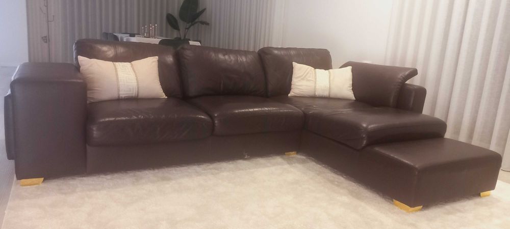 Sofá com chaise long