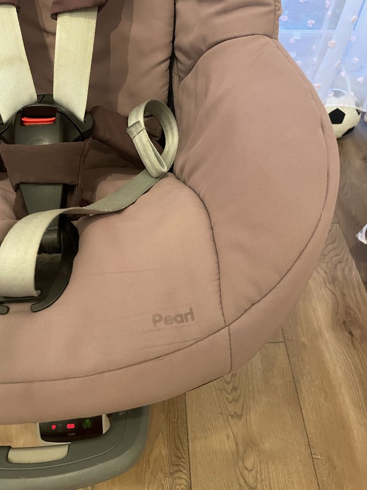 Maxi Cosi Pearl 9-18 kg razem z bazą isofix