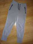 szare spodnie chłopięce, joggery, Reserved, r. 152
