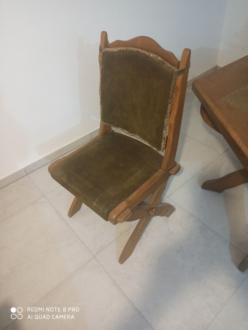 Duzy stół dębowy z krzesłami, Niemiecki antyk