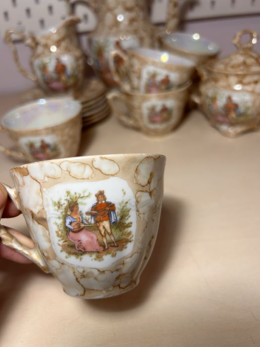 Сервіз порцеляновий  Мадонна