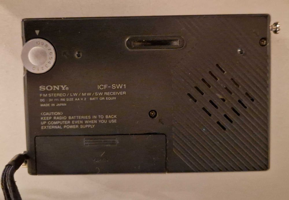 sony icf sw-1 radio kieszonkowe globalne walizka osprzęt