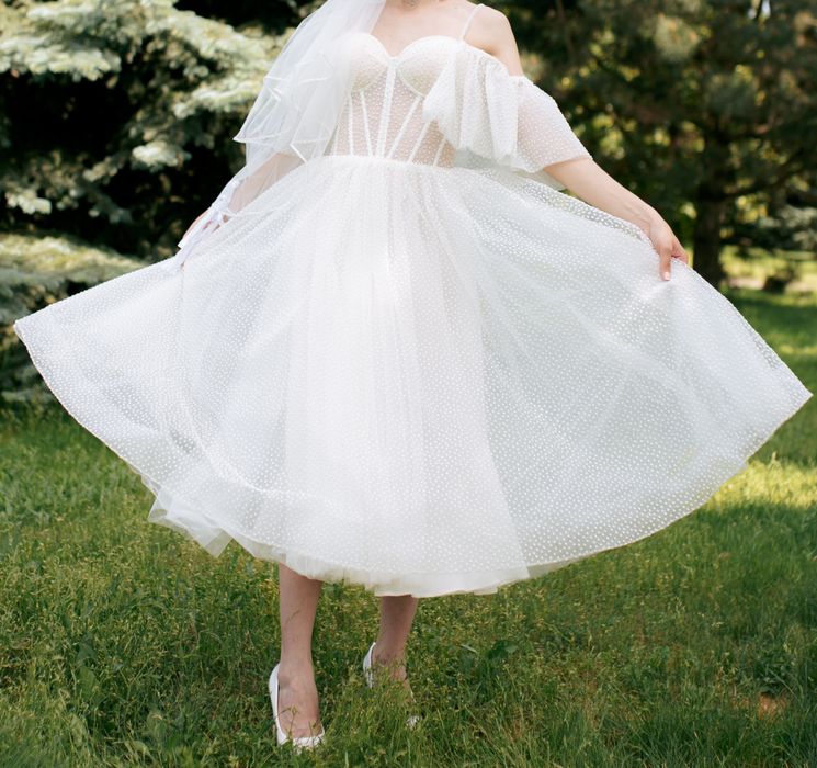 Продам вишукану сукню