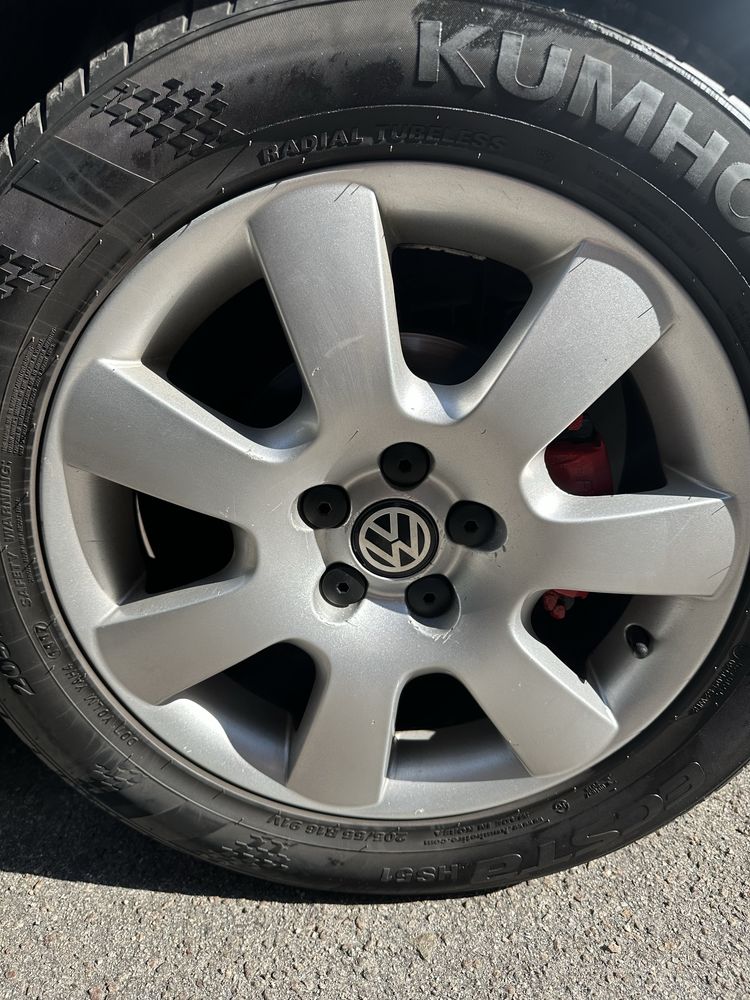 Оригінальні диски VW Golf 4 R16
