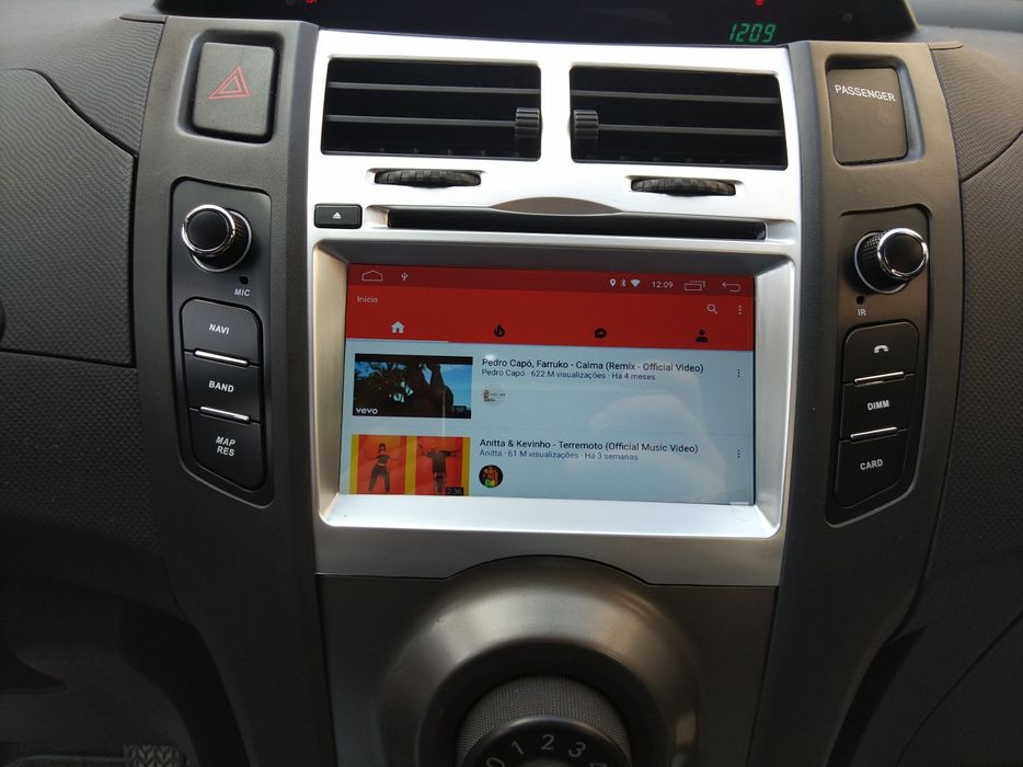 Auto rádio Toyota Yaris GPS Bluetooth USB Wi-Fi Android