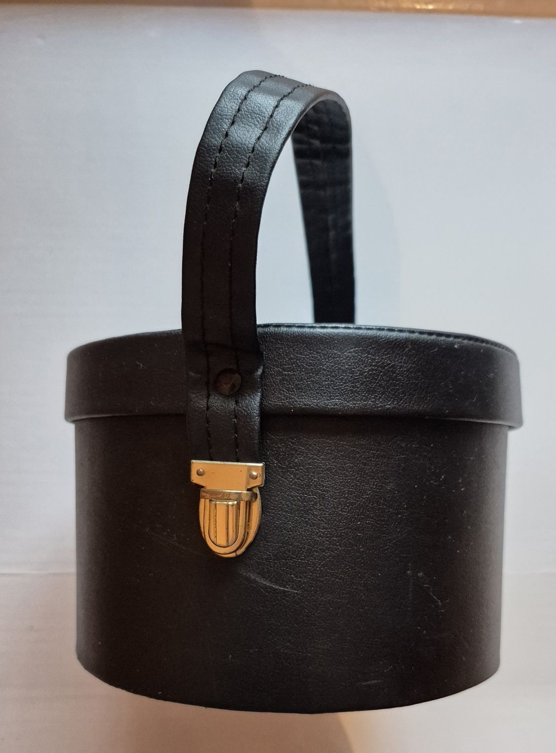 Kuferek 19x14cm czarny