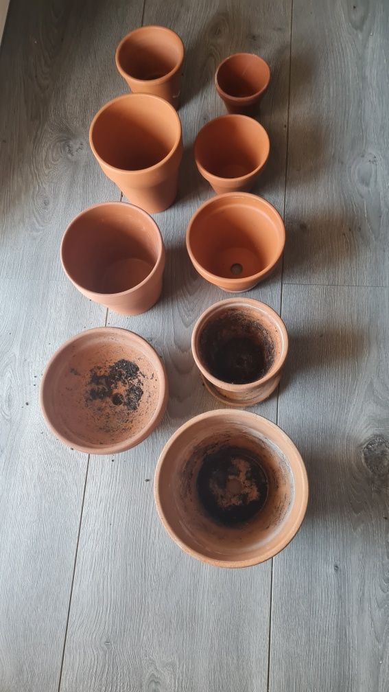Ceramiczne doniczki 9 sztuk