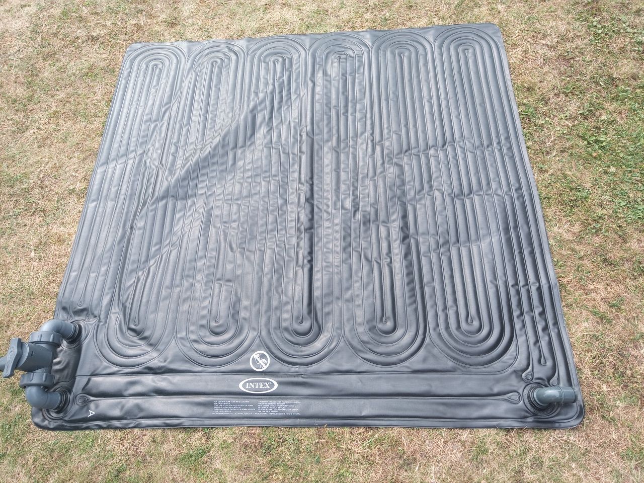 Mata podgrzewająca wodę w basenie 120cmx120cm INTEX