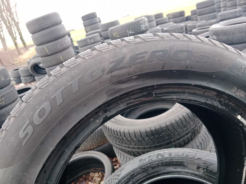 Opona używana 225/60R17 Pirelli Winter Sottozero 3 1szt.