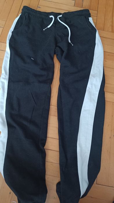 Spodnie dresowe damskie rozmiar s czarne