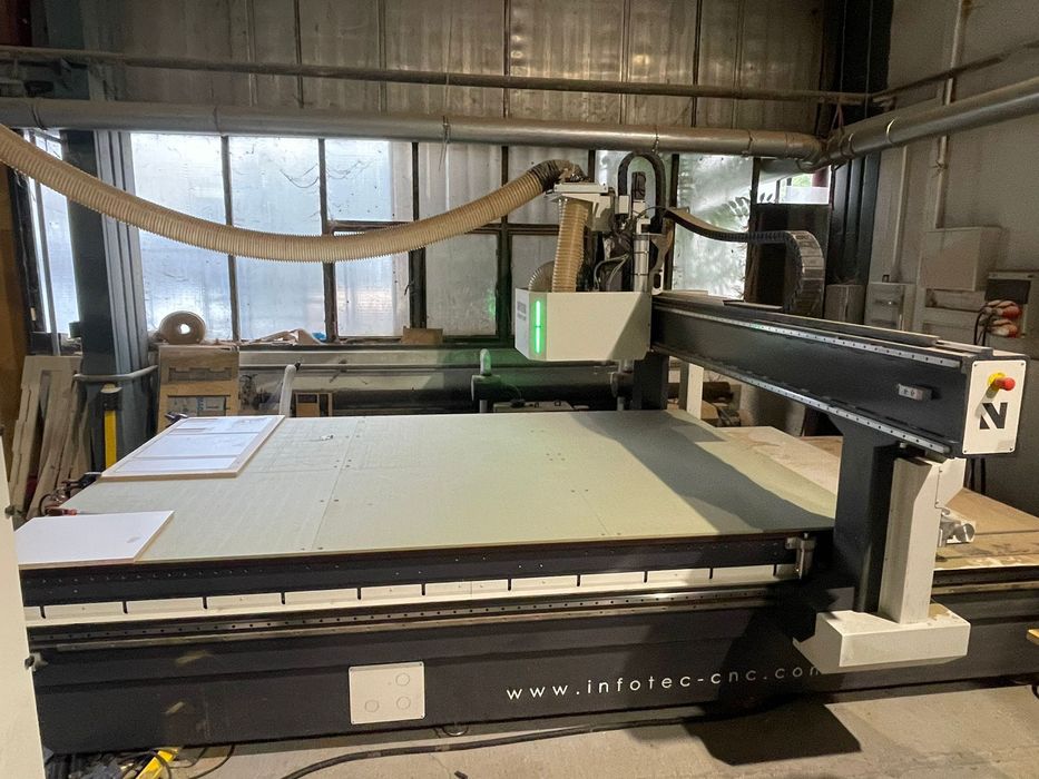 Frezarka przemysłowa CNC  Ploter INFOTEC 3121 EVO