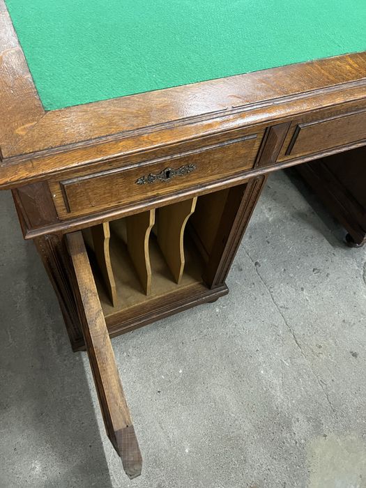 Stare drewniane biurko gabinetowe/dwustronne/Raty