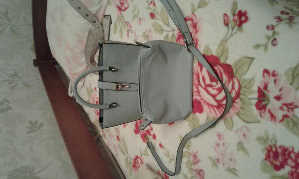 Сумочка с косметичкой