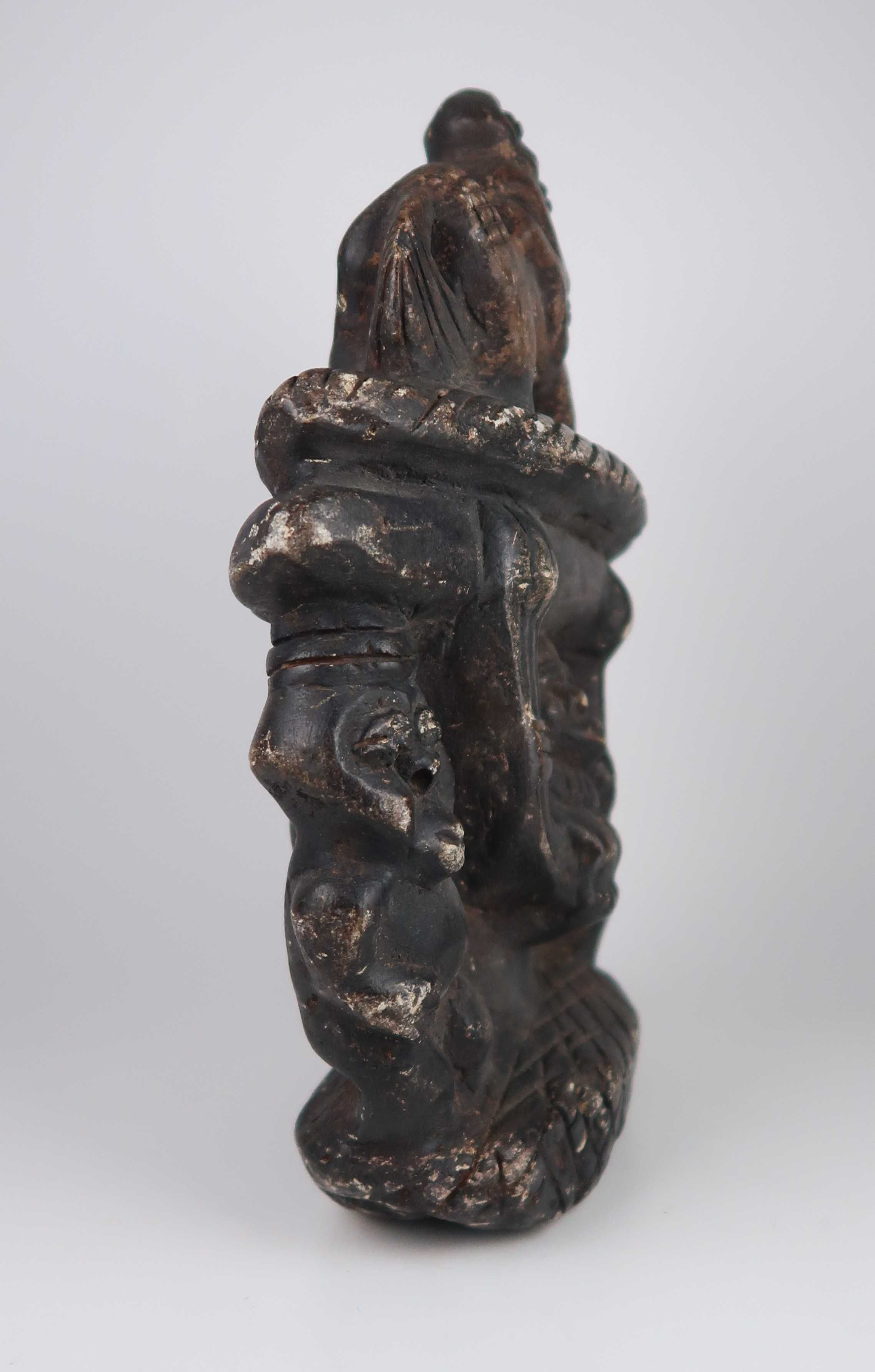 Escultura em pedra - 27 cm