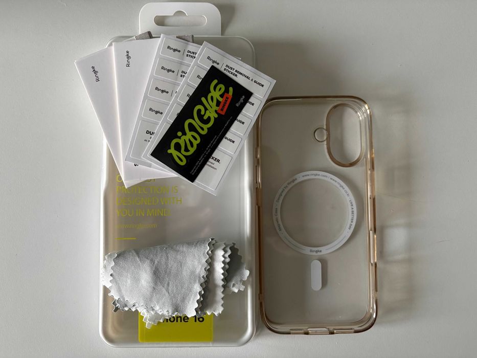 Etui Iphone 16 + szkło hartowane + etui do Airpods pro (Tech-protect)