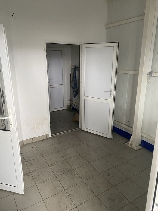 Сдам в аренду помещение под сто или склад