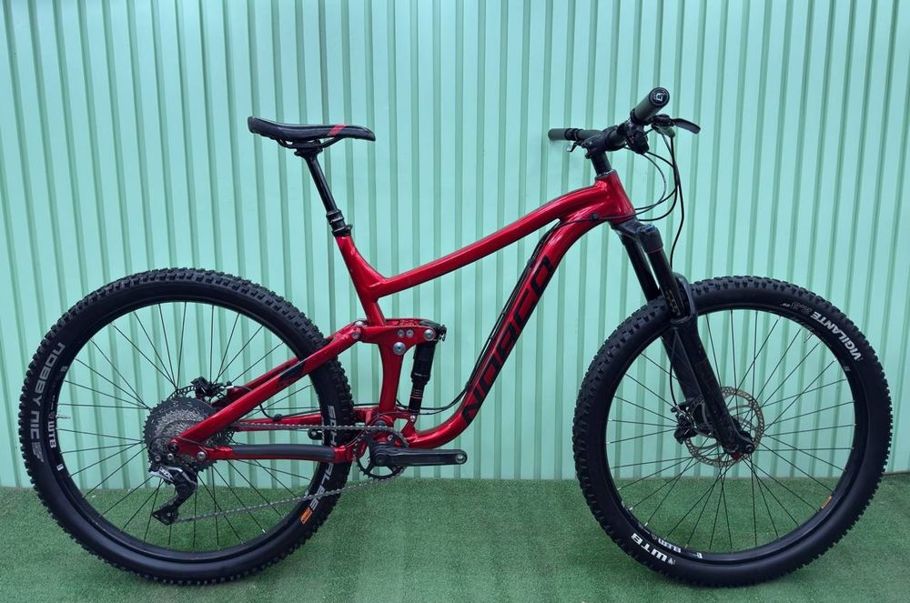 Двопідвіс 160mm XL Norco Range A9 2018рік Rock Shox Yari