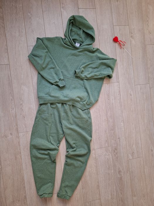 Gymshark dresy damskie oversize S M ciepłe na jesień i zimę