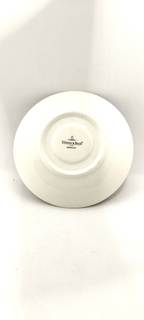 Spodek deserowy +pod filiżankę Villeroy & Boch .
