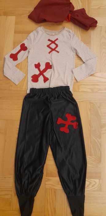 Strój na bal przebierańców Pirat