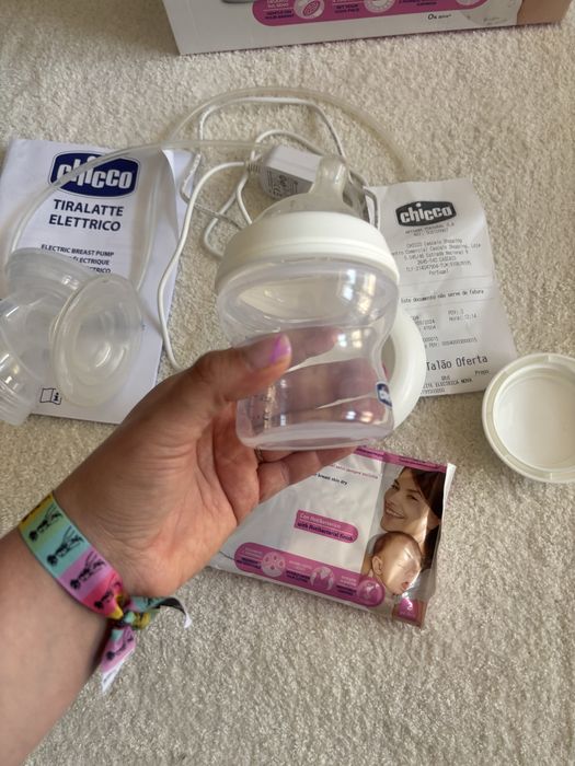 Bomba tira leite electrica Chicco como nova