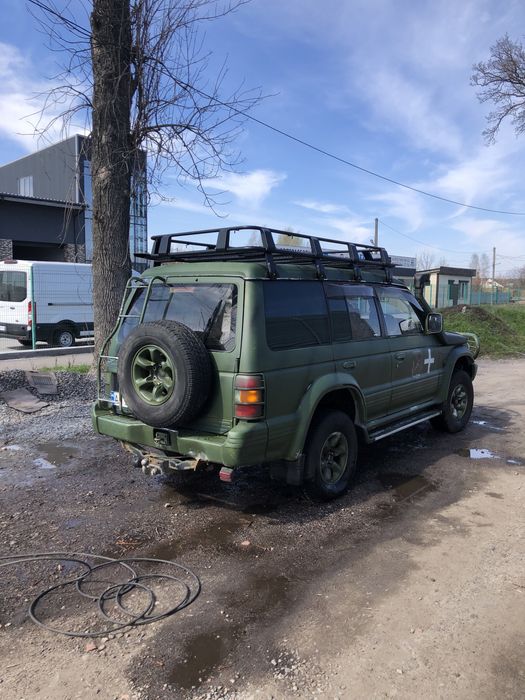 Продам Mitsubishi Pajero