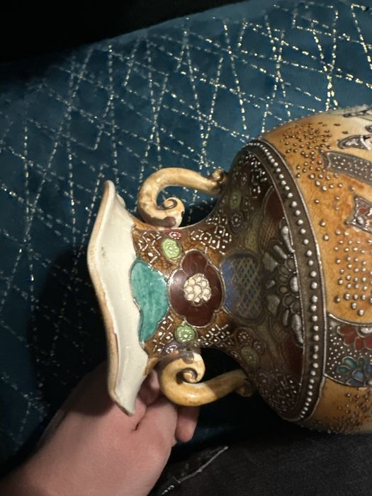 Japonski wazon bogato zdobiony typu Satsuma