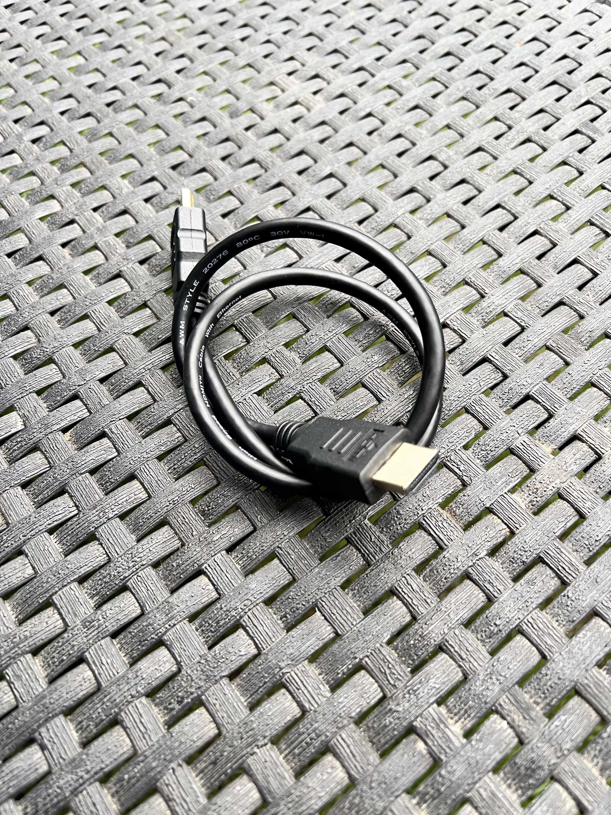 Kable HDMI (kilka rodzajów i długości)
