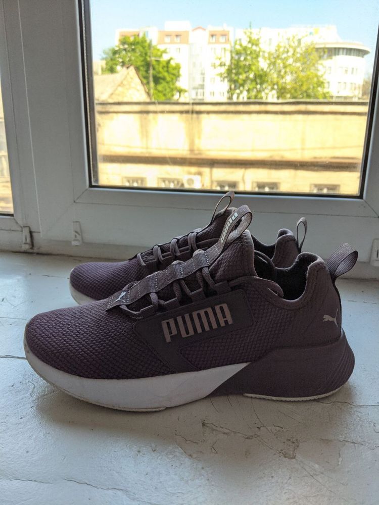 Кросівки Puma жіночі 38,5 Retailable Mesh